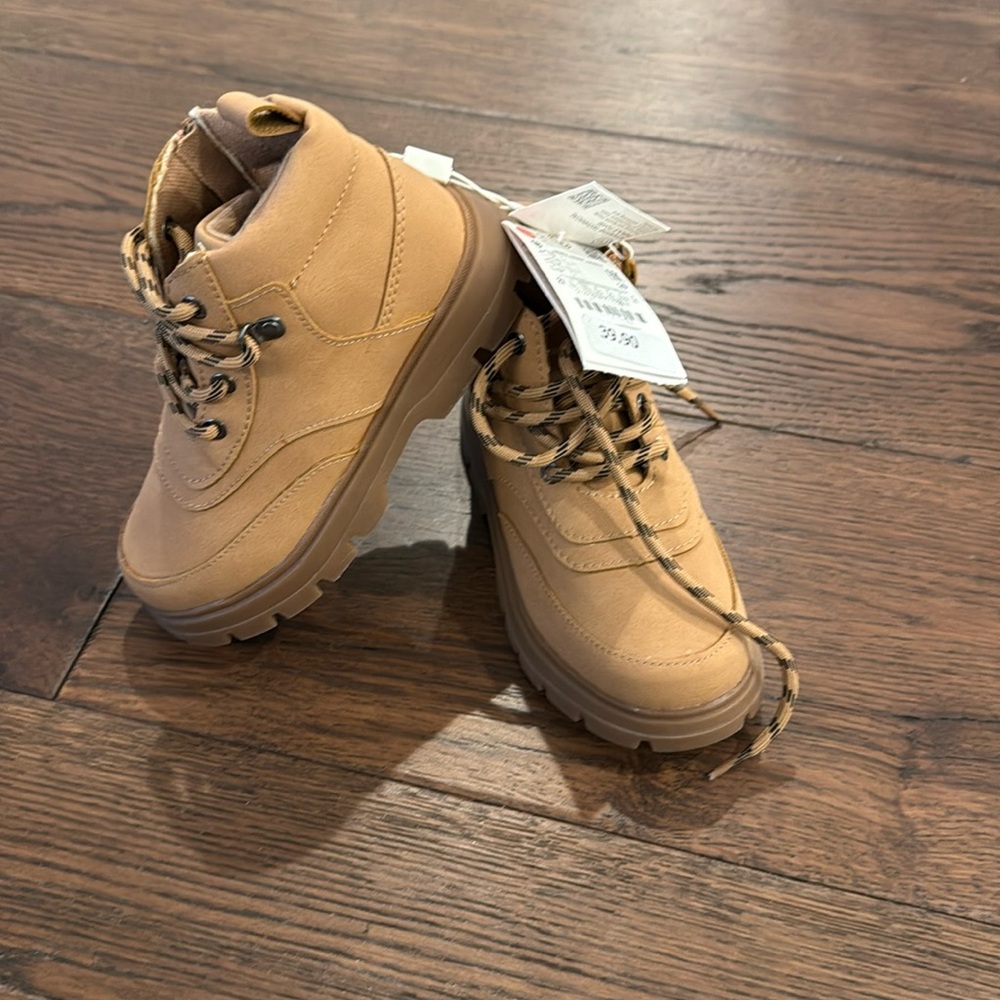 Toddler boots